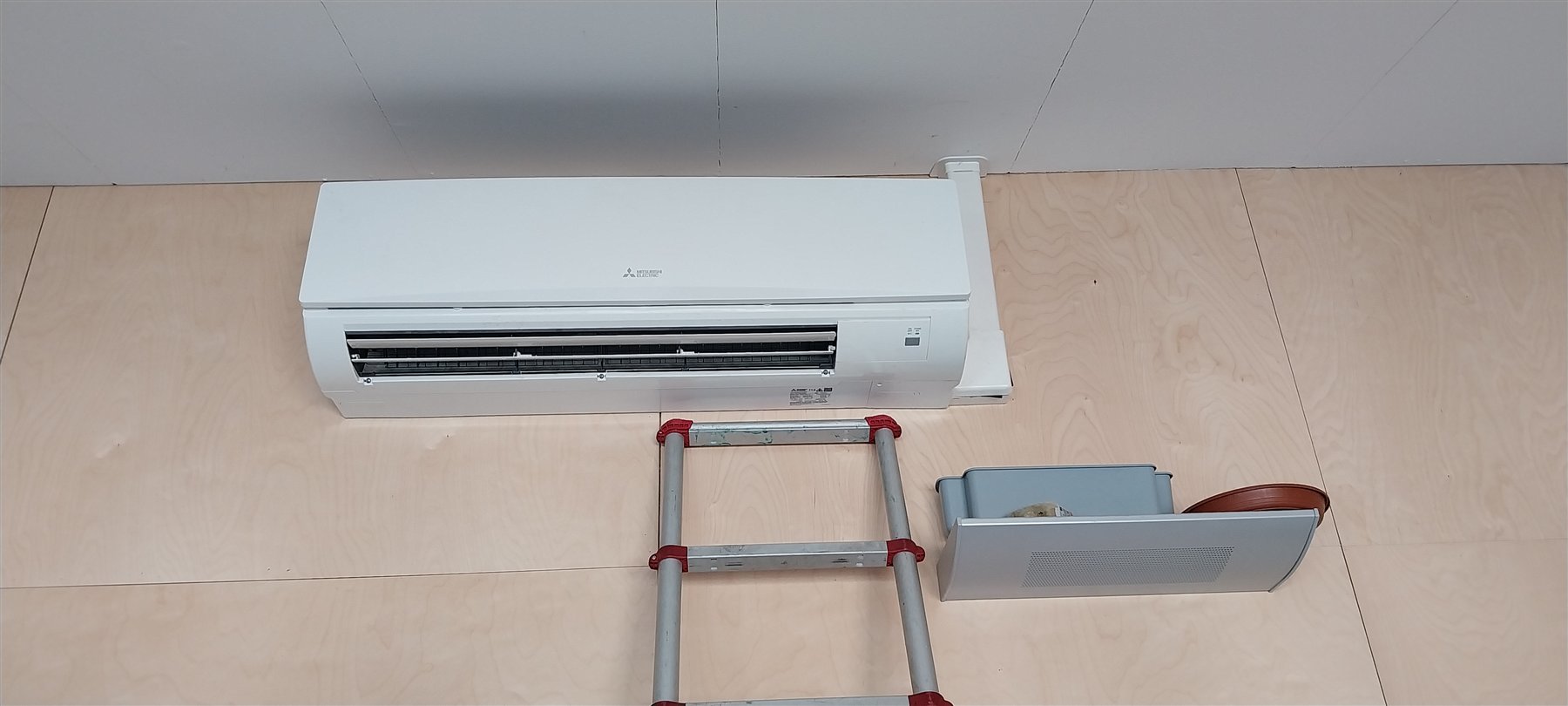 Unité intérieure de climatisation installée